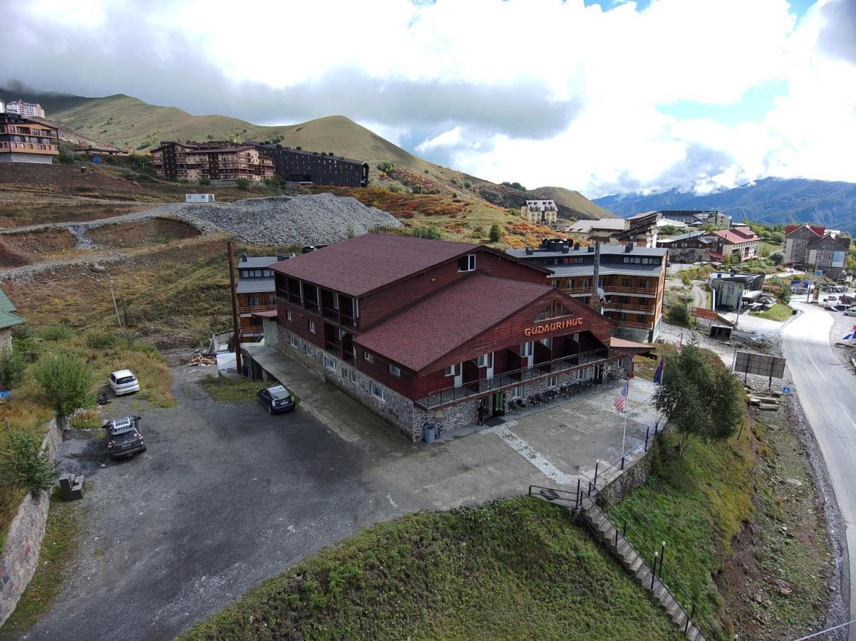 Gudauri Hut Hotel Exterior photo