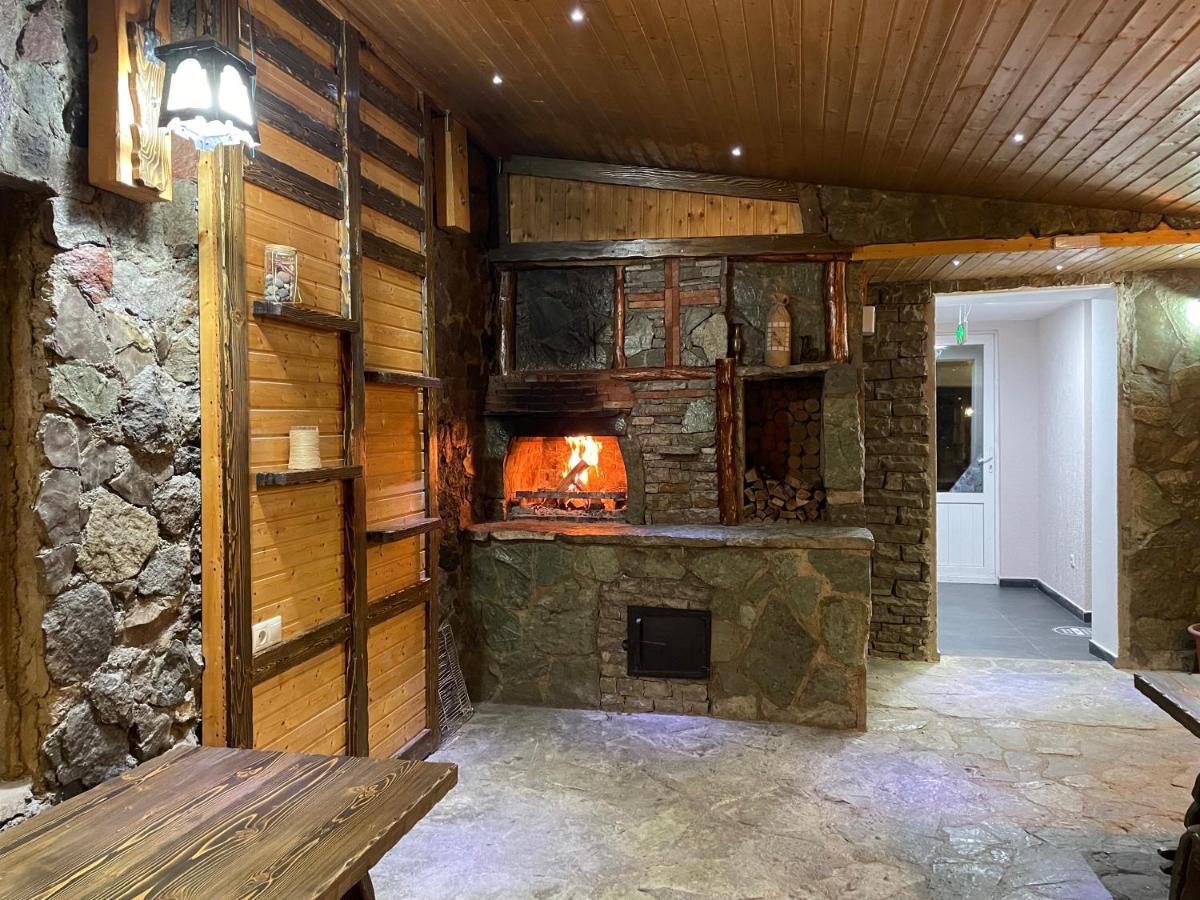 Gudauri Hut Hotel Exterior photo